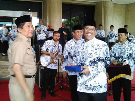 Pencarian PGRI Gubeng - Persatuan Guru Republik Indonesia Cabang Gubeng